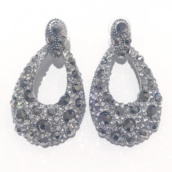 Golden Linings Jewelry - Metallic silver/grey rhinestone drop earrings